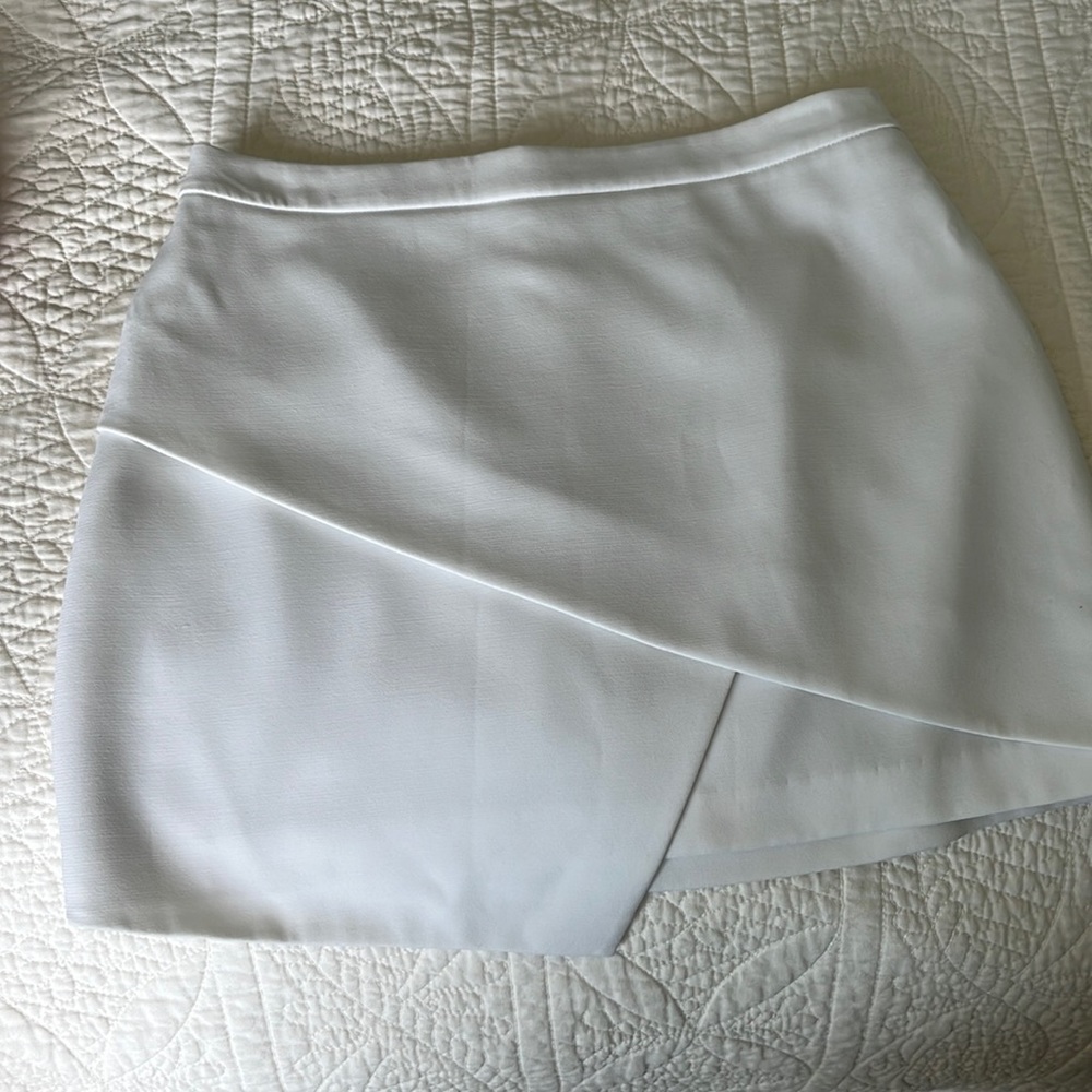 BCBG maxazria skirt